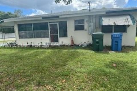 Casa en venta en Oakland Park, Florida, 3 dormitorios, 93.83 m2 № 1941352 - foto 3