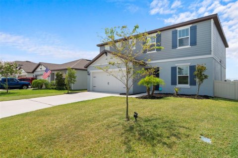 House in Plant City, Florida 4 bedrooms, 224.45 sq.m. № 1853893 - photo 3