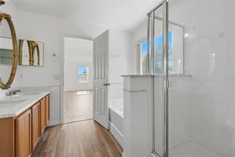 Villa ou maison à vendre à Kissimmee, Floride: 4 chambres, 255.11 m2 № 2321068 - photo 24