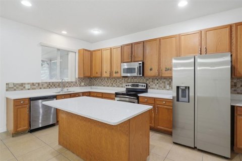 Villa ou maison à vendre à Kissimmee, Floride: 4 chambres, 255.11 m2 № 2321068 - photo 16