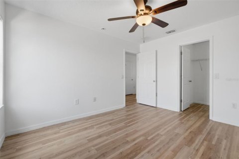 Villa ou maison à vendre à Kissimmee, Floride: 4 chambres, 255.11 m2 № 2321068 - photo 29