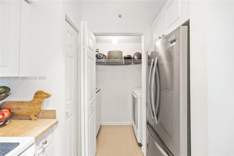 Купить кондоминиум в Санни-Айлс-Бич, Флорида 2 спальни, 95.13м2, № 2042560 - фото 12