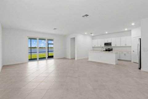 House in Englewood, Florida 3 bedrooms, 171.78 sq.m. № 1840567 - photo 14