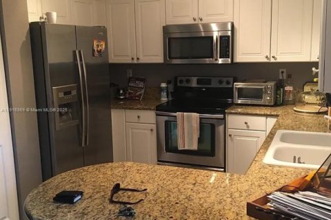 Adosado en venta en Cutler Bay, Florida, 3 dormitorios, 141.77 m2 № 1974468 - foto 5