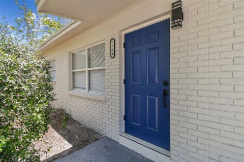 Casa en venta en Tampa, Florida, 4 dormitorios, 134.89 m2 № 1784317 - foto 18