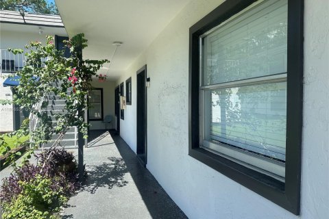 Снять в аренду квартиру в Форт-Лодердейл, Флорида 1 спальня, № 1933374 - фото 27