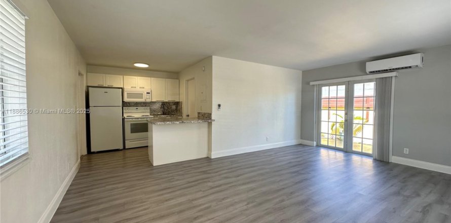 Квартира в Форт-Лодердейл, Флорида 1 спальня № 1933374