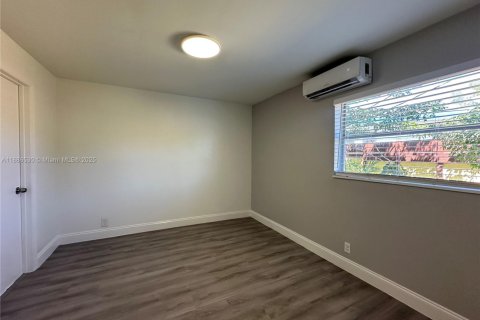 Снять в аренду квартиру в Форт-Лодердейл, Флорида 1 спальня, № 1933374 - фото 18