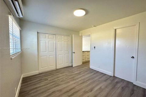 Снять в аренду квартиру в Форт-Лодердейл, Флорида 1 спальня, № 1933374 - фото 21