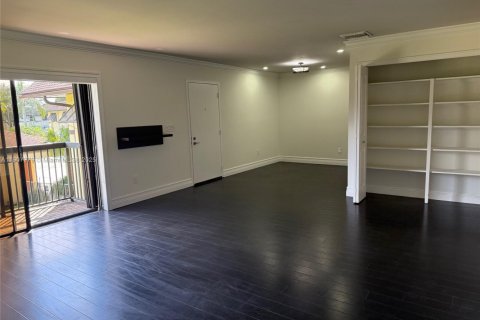 Copropriété à louer à Miami, Floride: 2 chambres, 105.91 m2 № 1964281 - photo 5