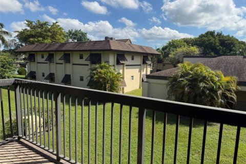 Copropriété à louer à Miami, Floride: 2 chambres, 105.91 m2 № 1964281 - photo 10