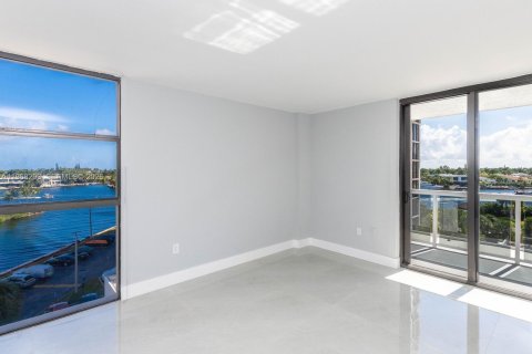 Condominio en venta en Aventura, Florida, 2 dormitorios, 93.92 m2 № 2029387 - foto 22