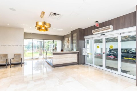 Condominio en venta en Aventura, Florida, 2 dormitorios, 93.92 m2 № 2029387 - foto 5