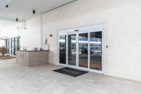 Condominio en venta en Aventura, Florida, 2 dormitorios, 93.92 m2 № 2029387 - foto 2