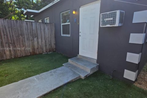 Villa ou maison à Fort Lauderdale, Floride 1 chambre, 46.45 m2 № 2020695