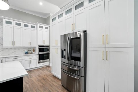 Villa ou maison à vendre à Naples, Floride: 4 chambres, 323.76 m2 № 1901448 - photo 11