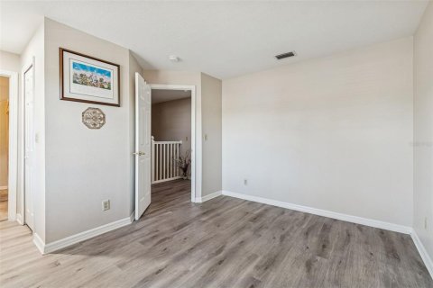 Touwnhouse à vendre à Tampa, Floride: 2 chambres, 127.65 m2 № 2220148 - photo 30