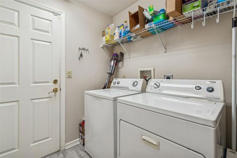Touwnhouse à vendre à Tampa, Floride: 2 chambres, 127.65 m2 № 2220148 - photo 18