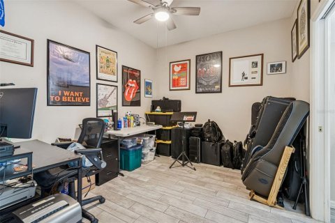 Touwnhouse à vendre à Tampa, Floride: 2 chambres, 127.65 m2 № 2220148 - photo 15