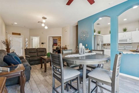 Touwnhouse à vendre à Tampa, Floride: 2 chambres, 127.65 m2 № 2220148 - photo 9