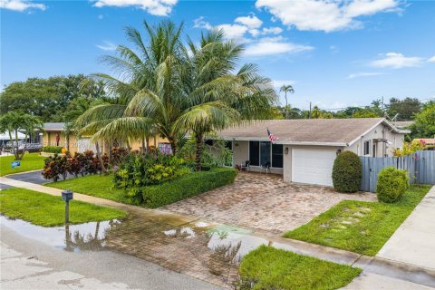 Villa ou maison à vendre à Hollywood, Floride: 3 chambres, 141.58 m2 № 2400741 - photo 26