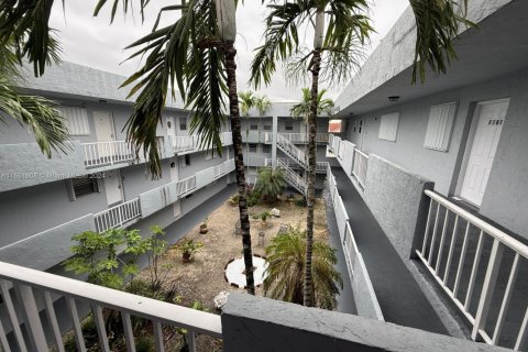 Купить кондоминиум в Хайалиа, Флорида 2 спальни, 86.03м2, № 1984896 - фото 2