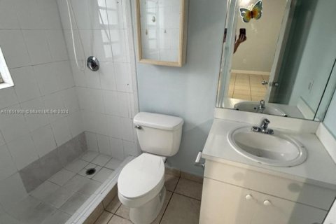 Купить кондоминиум в Хайалиа, Флорида 2 спальни, 86.03м2, № 1984896 - фото 8