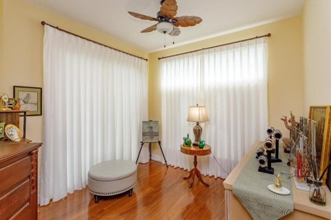 House in Sanford, Florida 4 bedrooms, 247.58 sq.m. № 2150289 - photo 17