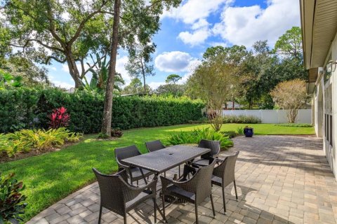 House in Sanford, Florida 4 bedrooms, 247.58 sq.m. № 2150289 - photo 29