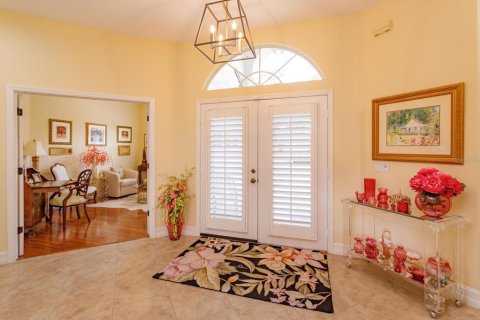 House in Sanford, Florida 4 bedrooms, 247.58 sq.m. № 2150289 - photo 3