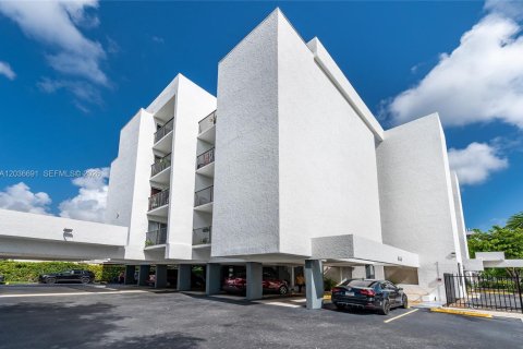 Apartamento en Miami, Florida 2 dormitorios, 3633.97 m2 № 2085009