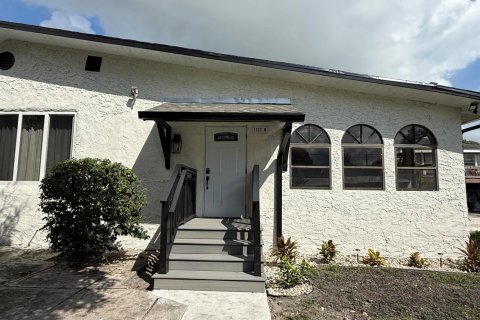 Villa ou maison à louer à St. Lucie, Floride: 2 chambres, 111.48 m2 № 2421487 - photo 14