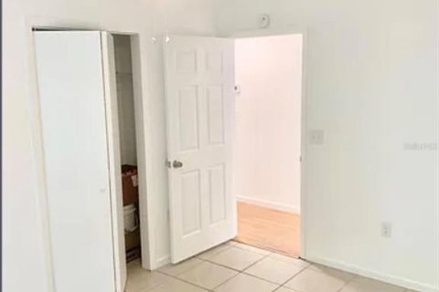 Villa ou maison à louer à Sarasota, Floride: 2 chambres, 91.97 m2 № 2148223 - photo 19