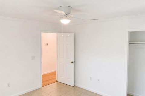 Villa ou maison à louer à Sarasota, Floride: 2 chambres, 91.97 m2 № 2148223 - photo 11