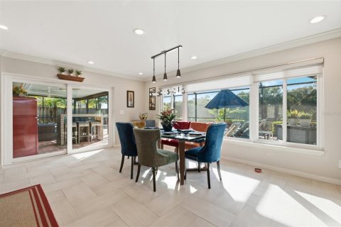 House in Safety Harbor, Florida 2 bedrooms, 164.07 sq.m. № 2431836 - photo 17