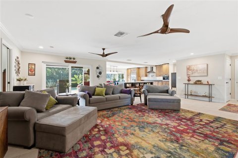 House in Safety Harbor, Florida 2 bedrooms, 164.07 sq.m. № 2431836 - photo 10