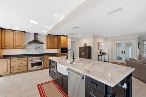House in Safety Harbor, Florida 2 bedrooms, 164.07 sq.m. № 2431836 - photo 16