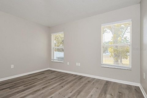 Villa ou maison à louer à Valrico, Floride: 4 chambres, 192.87 m2 № 2413584 - photo 9