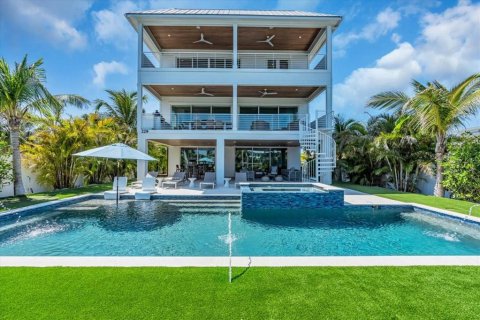 Casa en venta en Anna Maria, Florida, 5 dormitorios, 301.93 m2 № 1837640 - foto 4