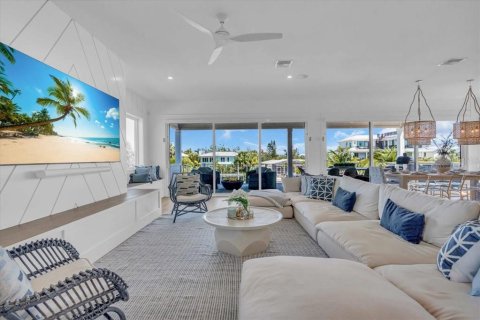 Casa en venta en Anna Maria, Florida, 5 dormitorios, 301.93 m2 № 1837640 - foto 25