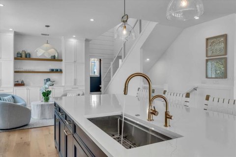 Casa en venta en Anna Maria, Florida, 5 dormitorios, 301.93 m2 № 1837640 - foto 19