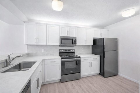 Condo à Margate, Floride, 2 chambres  № 2146361