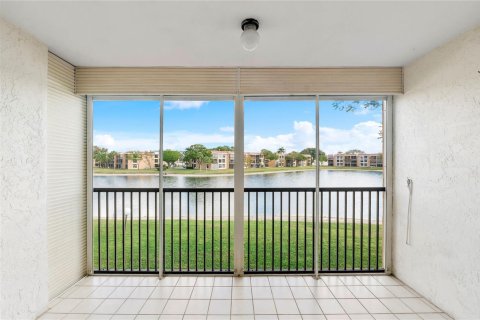 Copropriété à vendre à Margate, Floride: 2 chambres, 91.97 m2 № 2146361 - photo 16