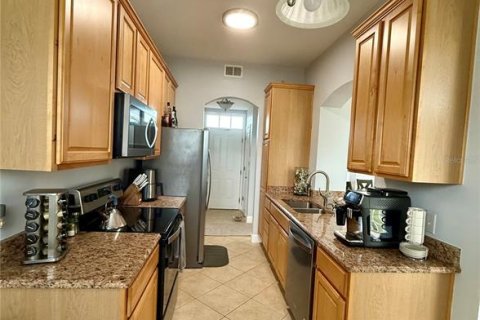 Condo in Celebration, Florida, 2 bedrooms  № 1852729 - photo 13