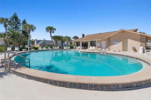 Condo in Ormond Beach, Florida, 2 bedrooms  № 1907034 - photo 4