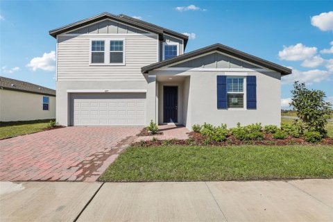 Villa ou maison à vendre à Poinciana, Floride: 4 chambres, 244.43 m2 № 1893999 - photo 1