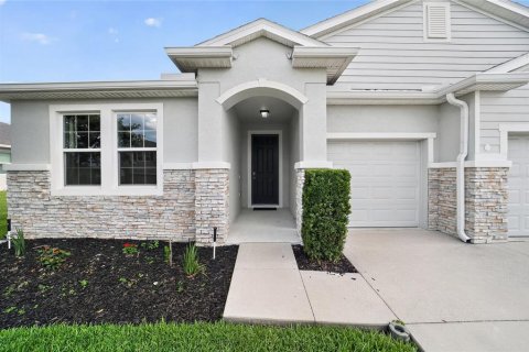 Villa ou maison à louer à Ocala, Floride: 4 chambres, 263.29 m2 № 2204886 - photo 7