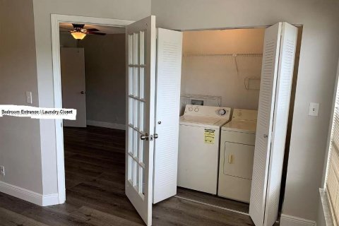 Copropriété à louer à Davie, Floride: 1 chambre, 74.79 m2 № 2003986 - photo 3