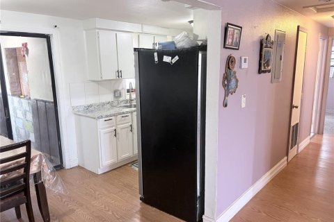 Casa en venta en Tampa, Florida, 3 dormitorios, 140.38 m2 № 2212132 - foto 9