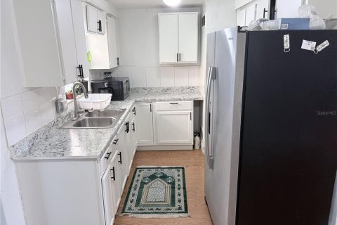 Casa en venta en Tampa, Florida, 3 dormitorios, 140.38 m2 № 2212132 - foto 6